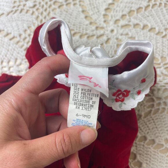 Vintage 1990s Evy Baby Girl 6-9 Months Red Velvet Bloomer Dress Set Christmas - Picture 3 of 3